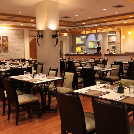 Chon Inter Hotel Чонбури Экстерьер фото