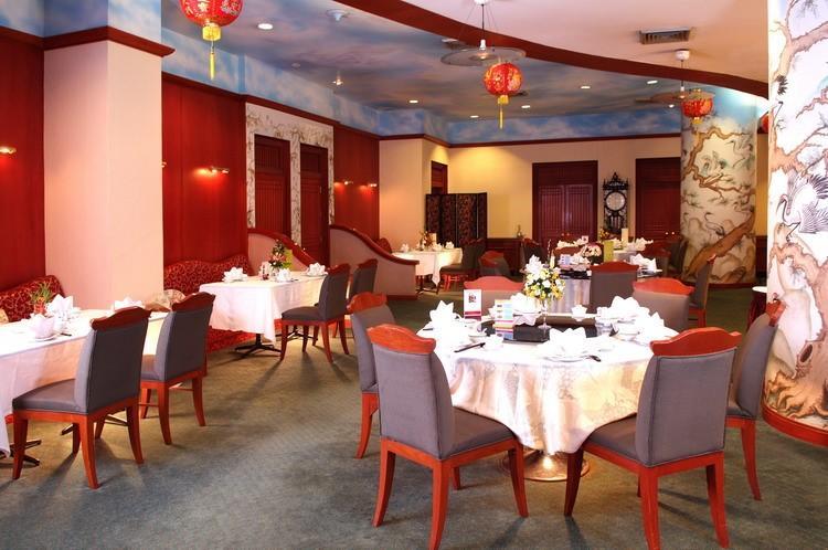 Chon Inter Hotel Чонбури Экстерьер фото