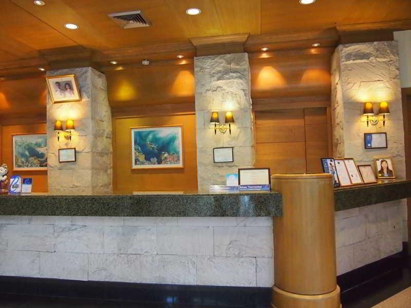 Chon Inter Hotel Чонбури Экстерьер фото
